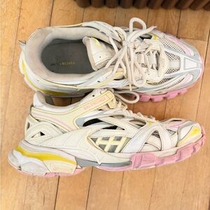 Balenciaga Women track runners Cream and Pink Sneakers